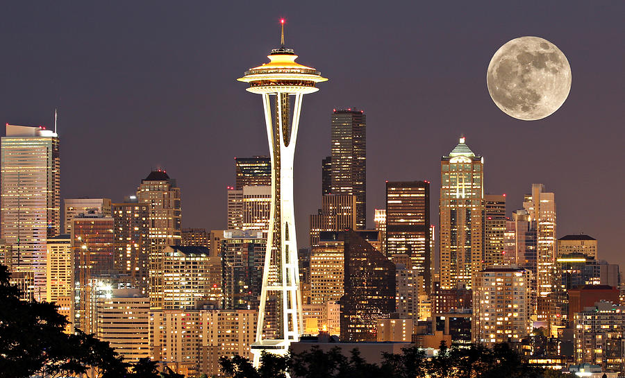 Architecture Photograph - Seattle Full Moon by Paul Fell