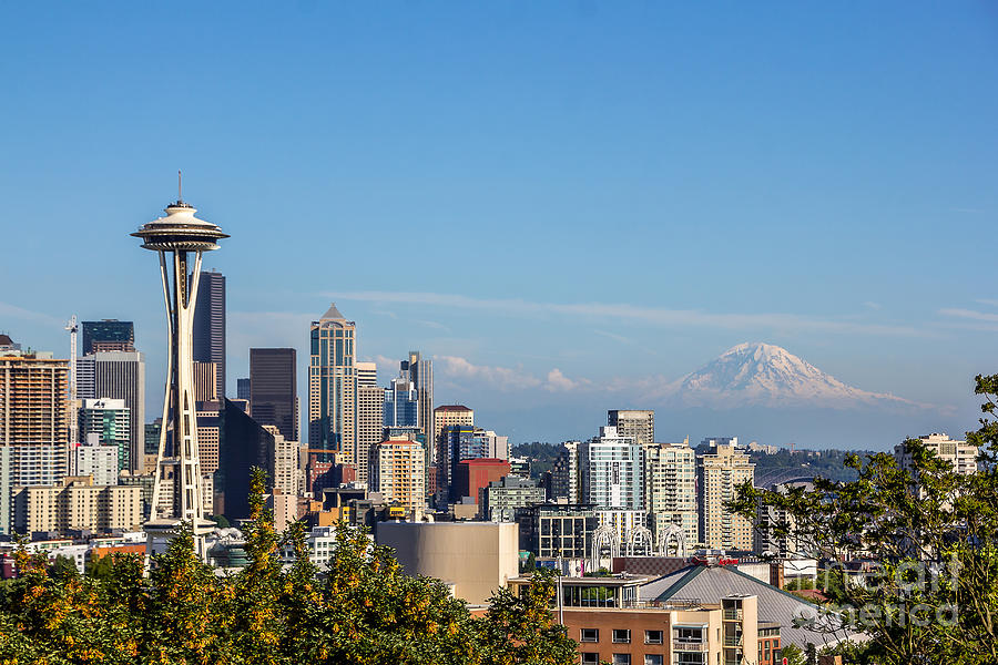 Seattle Skyline and Mt Rainier Photograph by Joan McCool