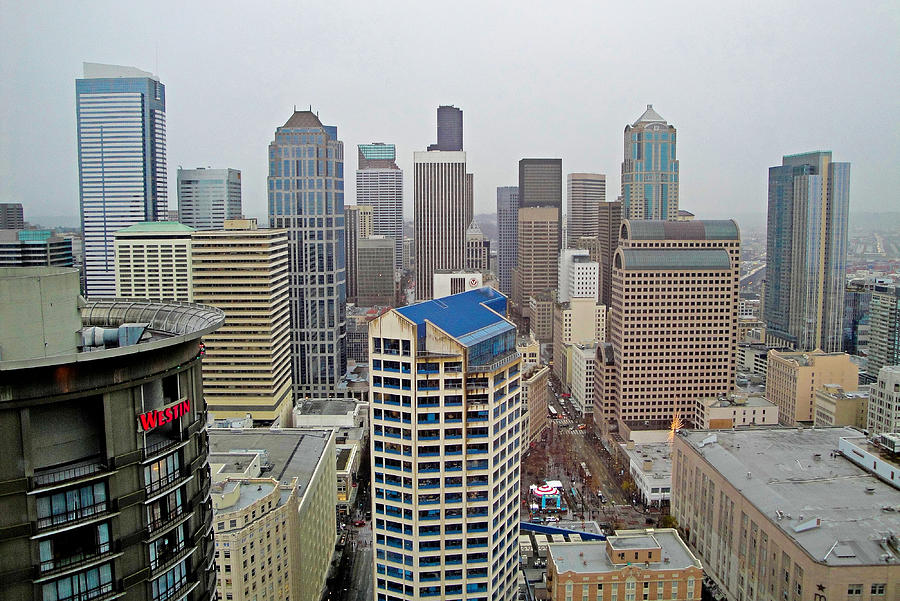 Seattle Skyline circa 2010 Photograph by Robert Meyers-Lussier