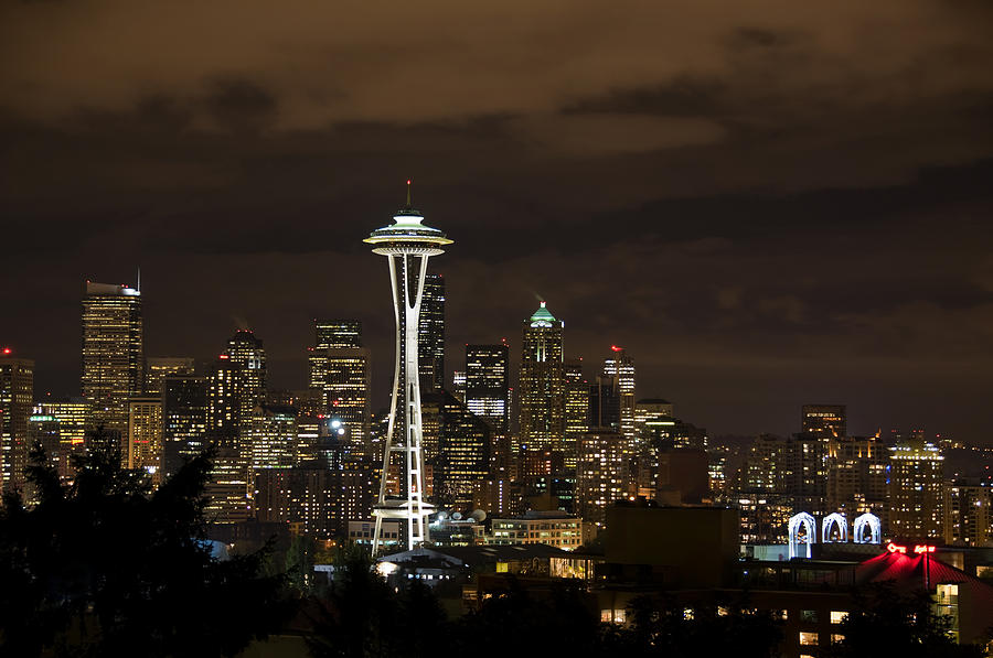 Seattle Photograph - Seattle Skyline From Kerry Park 2571 by Bob Neiman