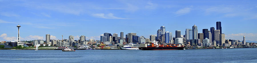 Seattle Photograph - Seattle skyline from Puget sound by Angelito De Jesus