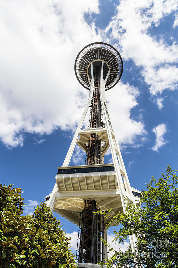 Seattle Space Needle Photograph by Didier Marti