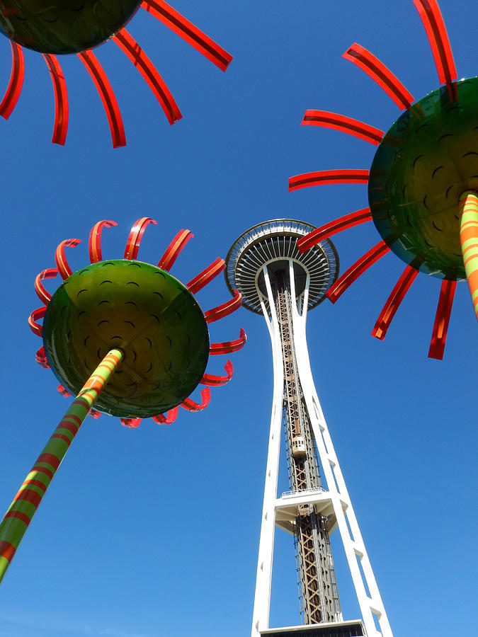 Seattle Space Needle - Flower Power 2 Photograph by Jani Freimann
