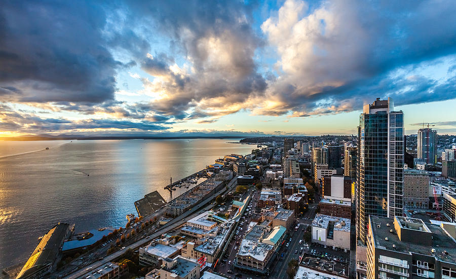 Seattle Photograph by Tommy Farnsworth