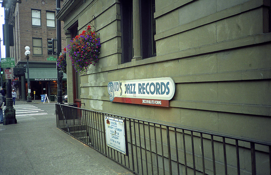 Seattle - Underground Record Store 2007 Photograph by Frank Romeo