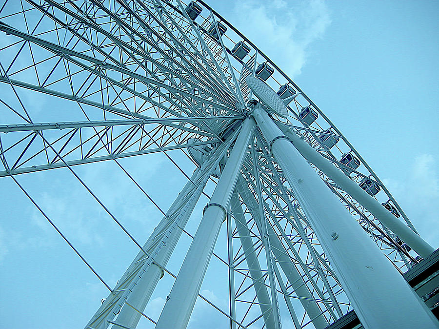 Seattle Wheel Photograph by Linda Carruth
