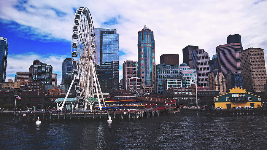 Seattles Great Wheel Photograph by Mountain Dreams
