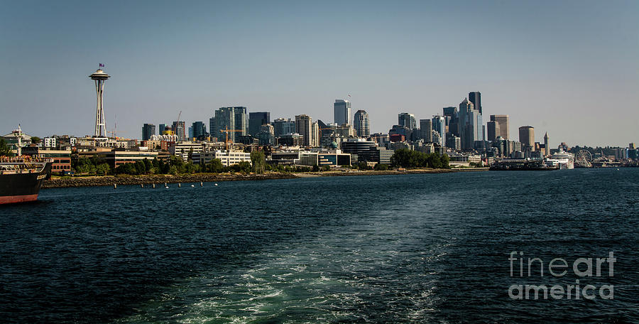 Seattles Great Wheel Waterfront Skyline Photograph by Deborah Klubertanz