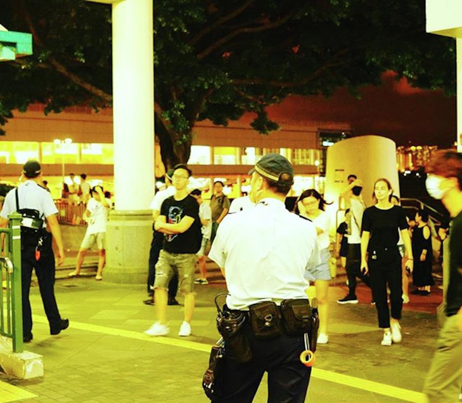 Hongkong Photograph - Securities After Demo In Hk
#hk by T Hirano 