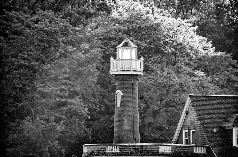 Sedgely Club - Turtle Rock Lighthouse Photograph by Bill Cannon