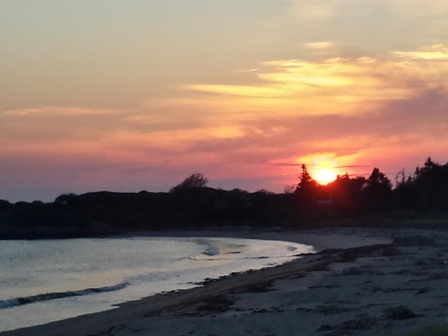 Setting Sun Photograph by Uther Hermit Island - Fine Art America