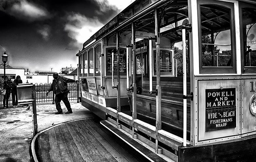 San Francisco Photograph - SF Cable Car Turn About by Joseph Hollingsworth