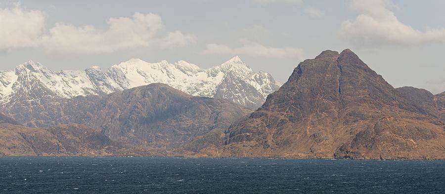 Sgurr Na Stri and the Cuillin Ridge Photograph by Stephen Taylor