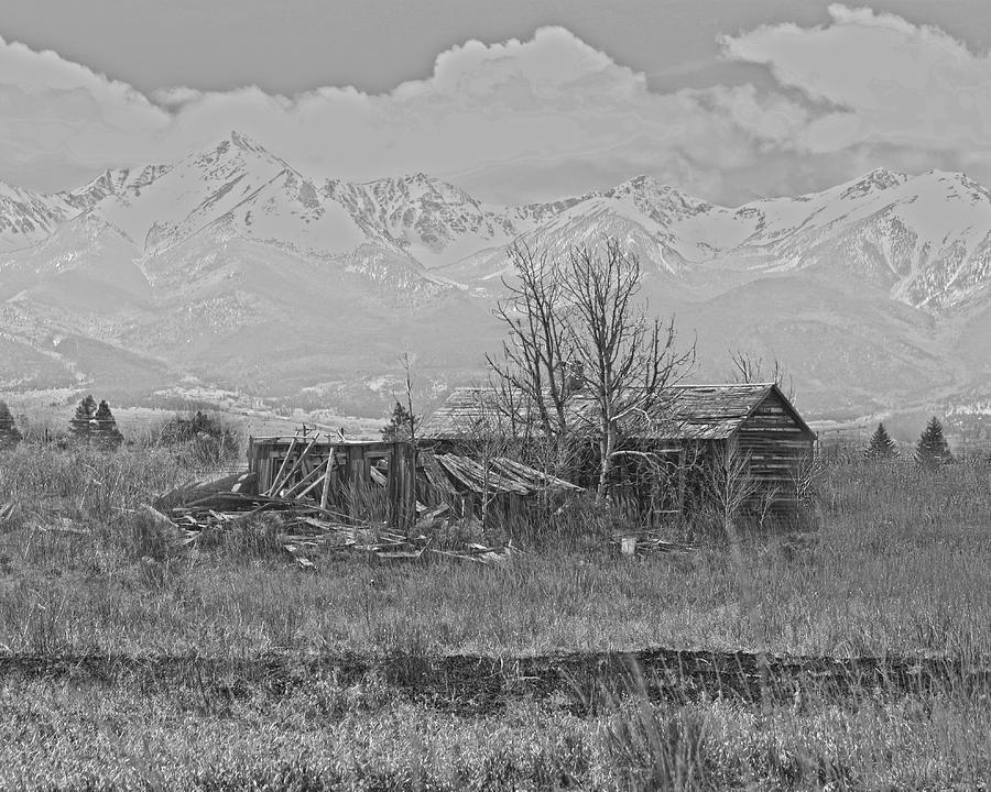 Shack and Mountains Photograph by Gerri Duke