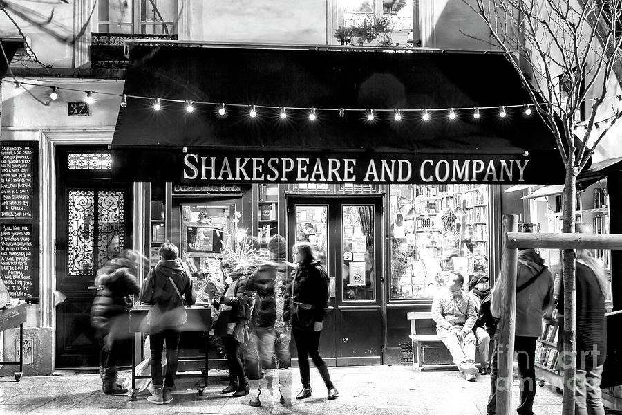 Book Photograph - Shakespeare and Company Paris by John Rizzuto