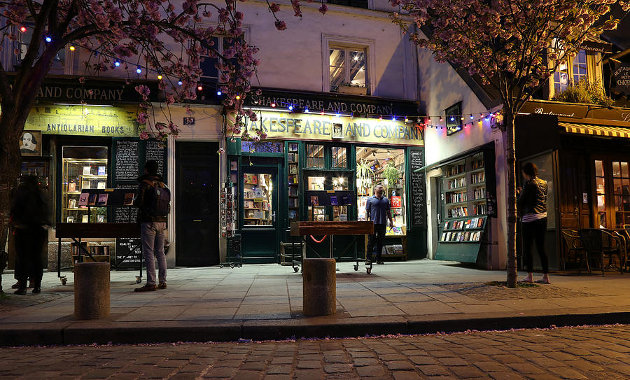 Shakespeare Book Shop 1 Photograph by Andrew Fare