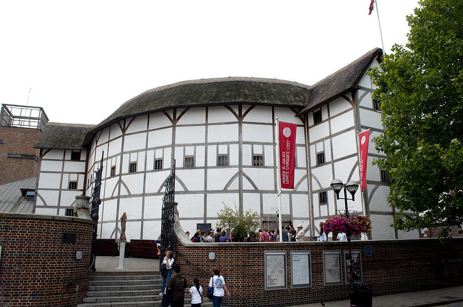 Shakespeare Photograph - Shakespeares Globe Theater by Charles Ridgway Shakespeare Photograph - Shakespeares Globe Theater by Charles Ridgway