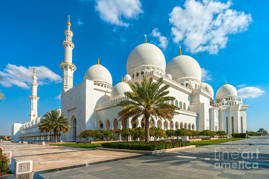 Sheikh Zayed Mosque - Abu Dhabi Photograph by Luciano Mortula