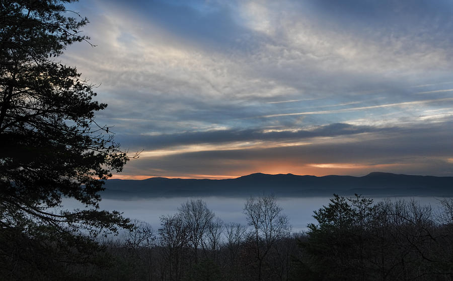 Shenandoah Valley Christmas Morning 2015 Photograph by Lara Ellis