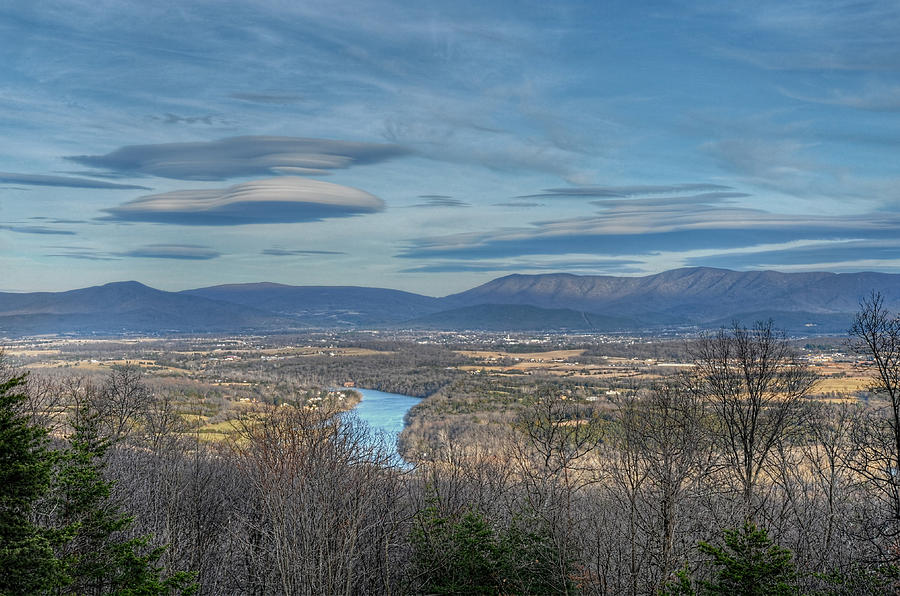 Shenandoah Valley Lenticular Clouds Photograph by Lara Ellis