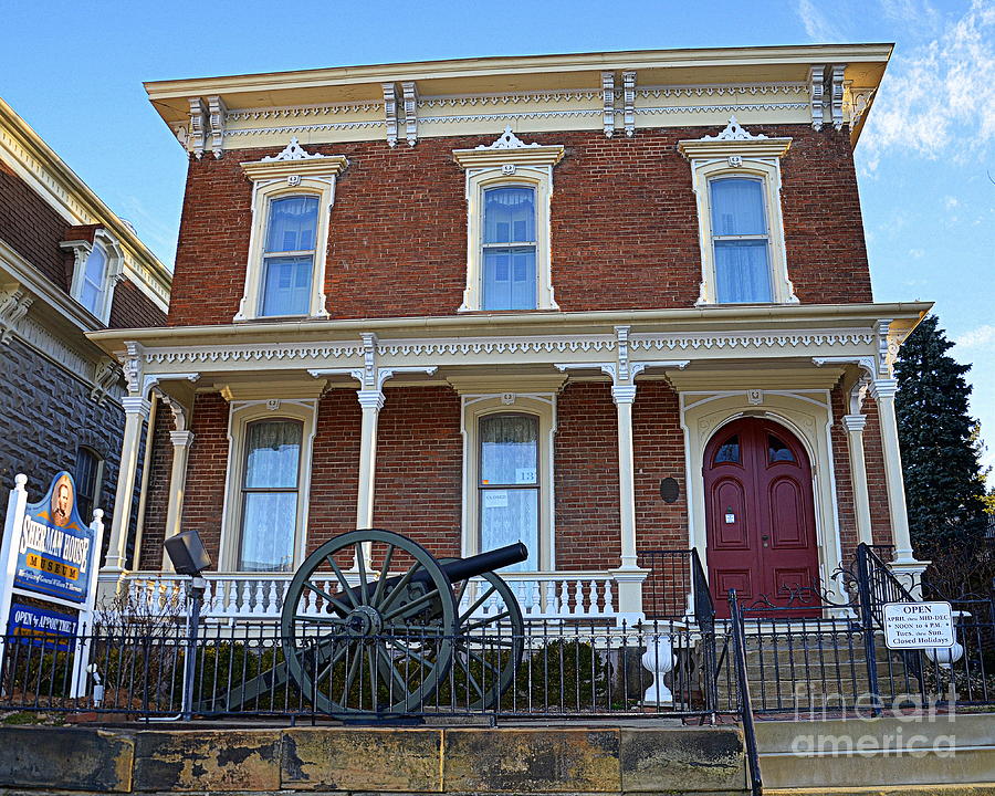 Sherman House Photograph by Tru Waters - Fine Art America