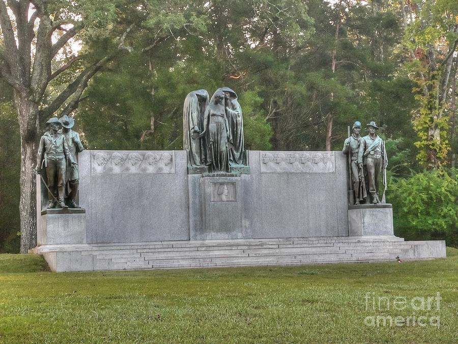 Shiloh Confederate Memorial Photograph by David Bearden