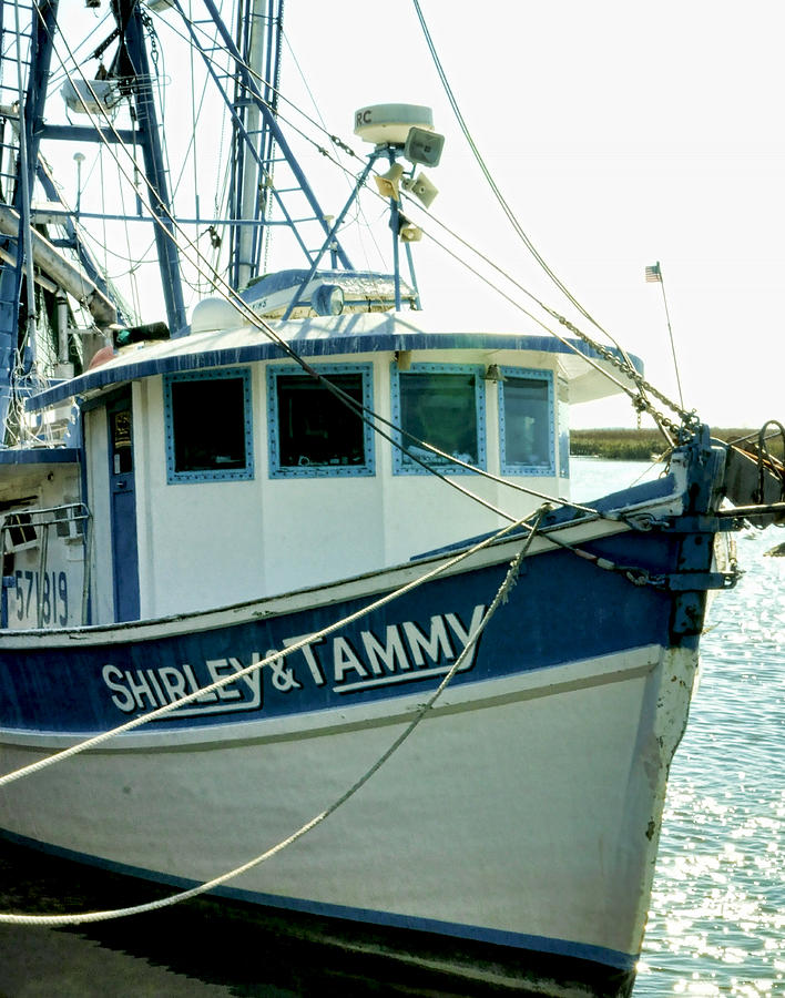 Shirley and Tammy Photograph by Glenn Grossman