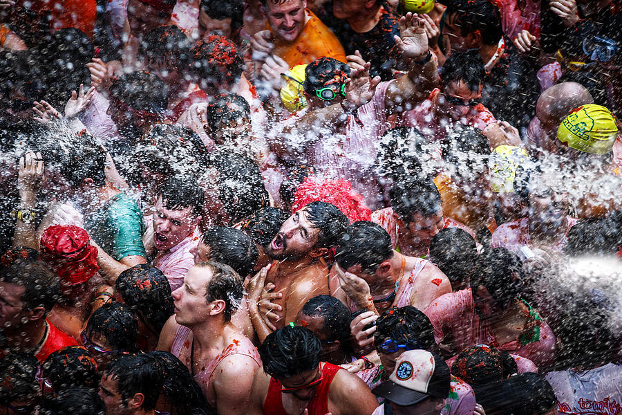 Shower In The Street Photograph by Juan Luis Duran