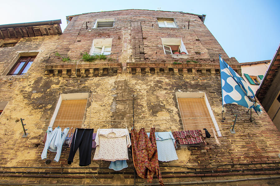 Siena Clothes Line  Photograph by John McGraw