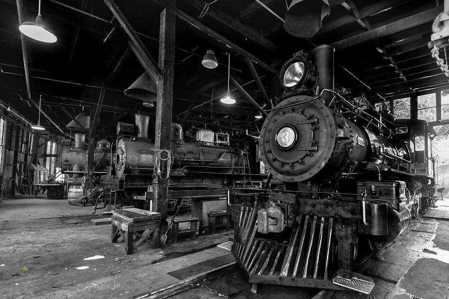 Sierra Railway Locomotives No. 3, No. 2, and No. 34 Photograph by Jim Thompson