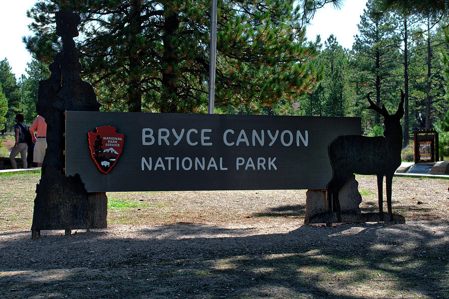 Signage Bryce Canyon Utah 02 Photograph by Thomas Woolworth