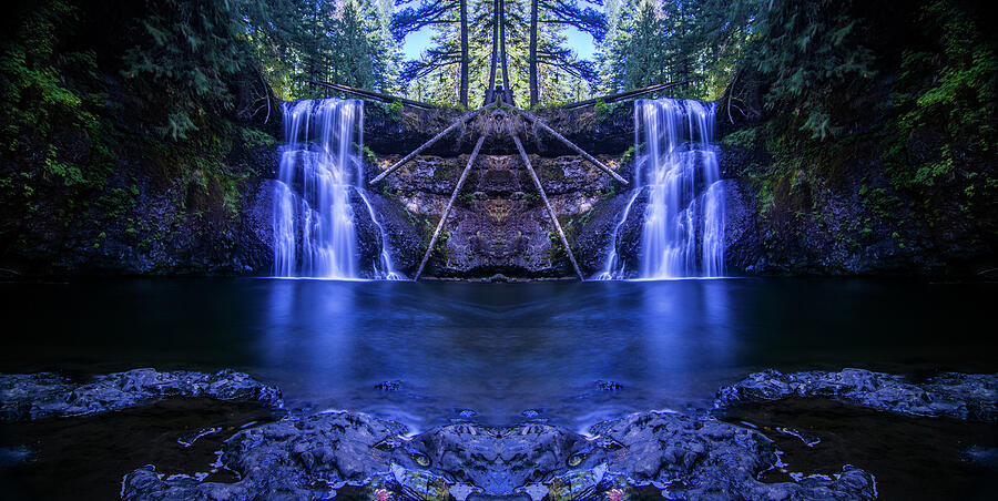 Silver Falls Upper North Falls Reflection Digital Art by Pelo Blanco Photo