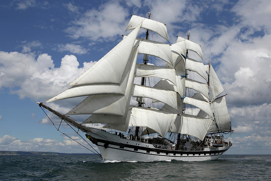 Simon Bolivar In Torbay Photograph by Max Mudie