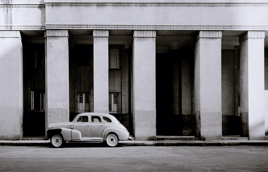 Simplicity Of Havana Photograph by Shaun Higson