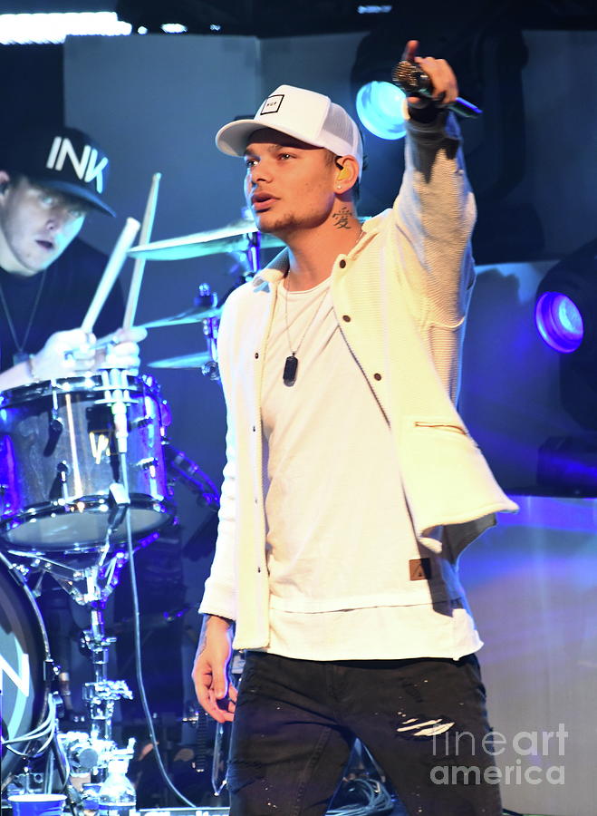 Pic Photograph - Kane Brown  by Concert Photos