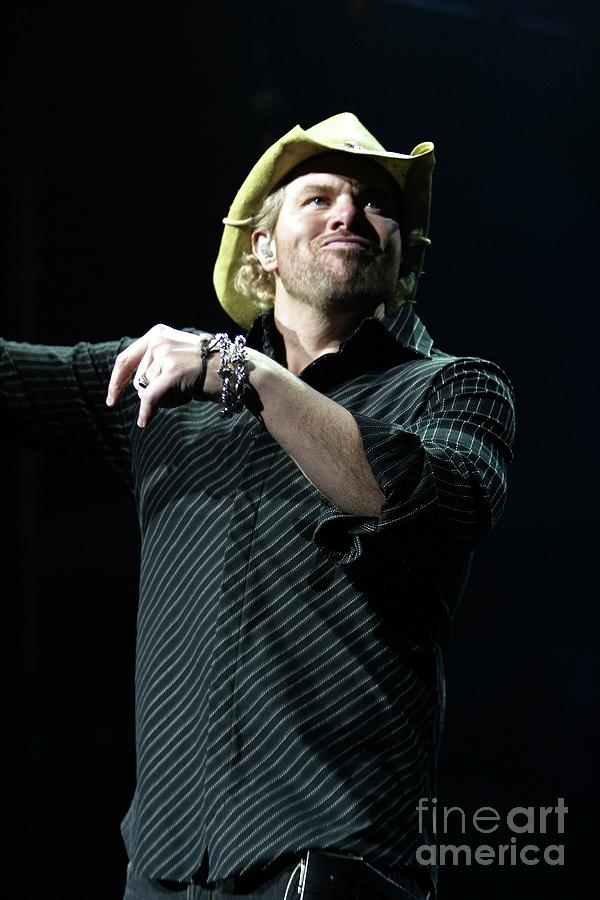 Toby Keith Photograph - Toby Keith by Concert Photos