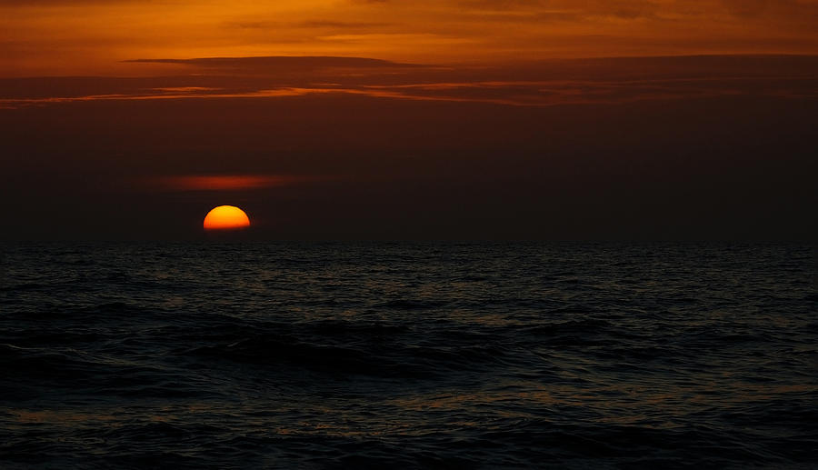Sinking Sun Photograph by Judy Wanamaker
