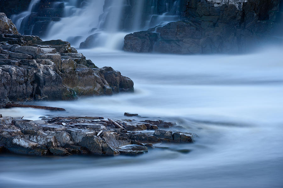 Waterfall Photograph - Sioux Falls Park South Dakota by Steve Gadomski