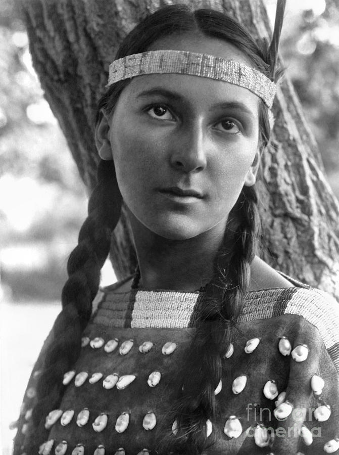 SIOUX WOMAN, c1907 by Granger