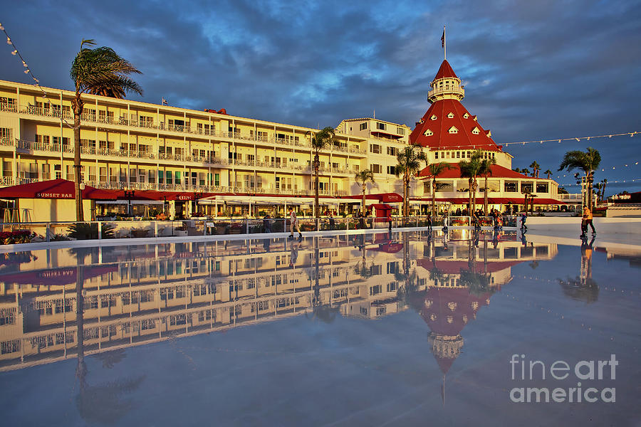 Skating by the Sea at the Hotel del Coronado, California Photograph by Sam Antonio