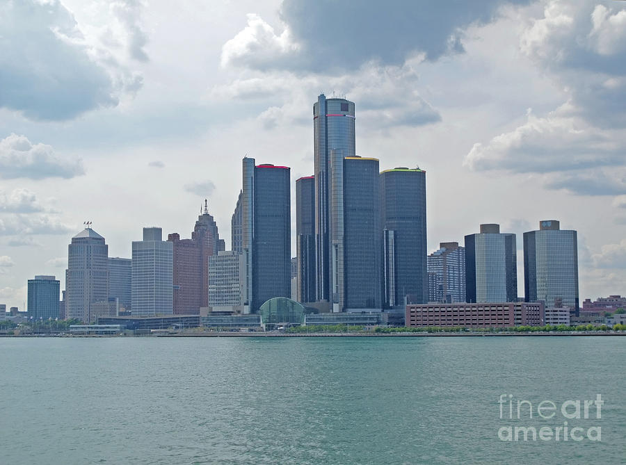 Skyline of Detroit Photograph by Ann Horn