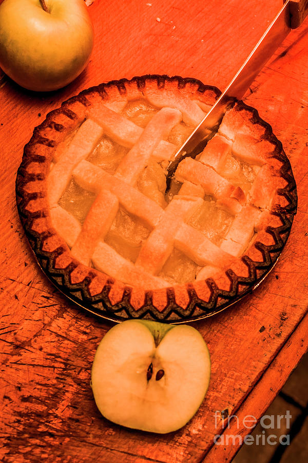 Slicing apple pie Photograph by Jorgo Photography