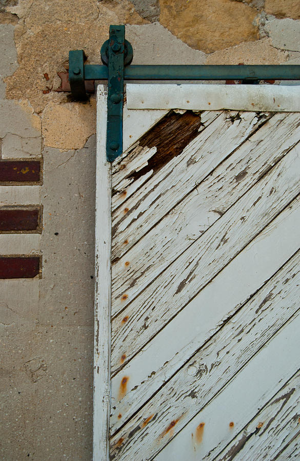 Sliding Barn Door Photograph by Jani Freimann