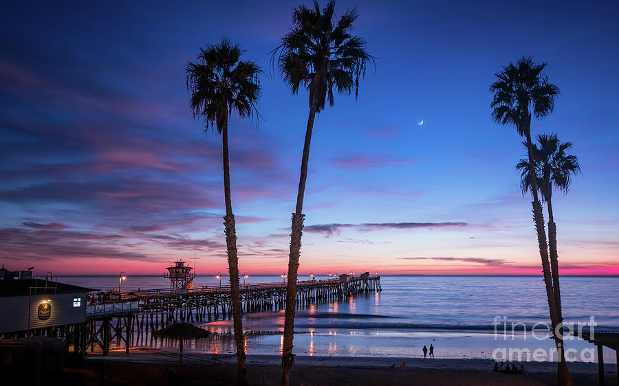 Sliver Moon Over San Clemente Pier Photograph by David Levin
