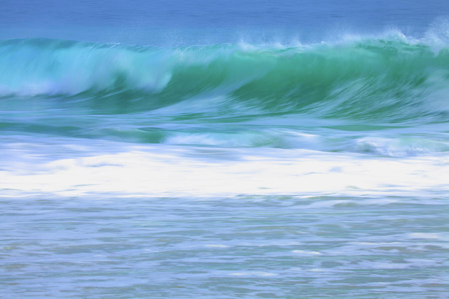 Slow Motion Aqua Wave Photograph