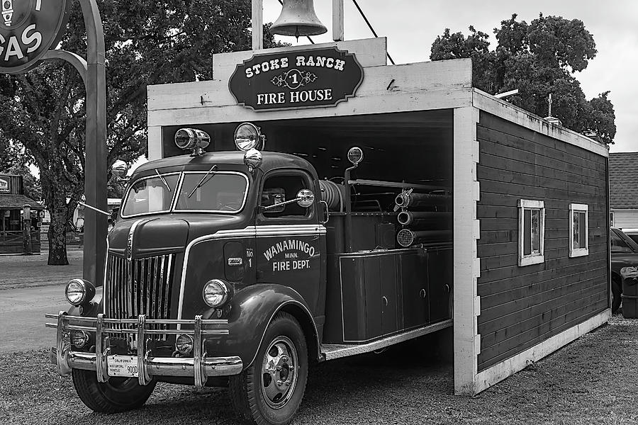 Small Fire House Photograph by Garry Gay