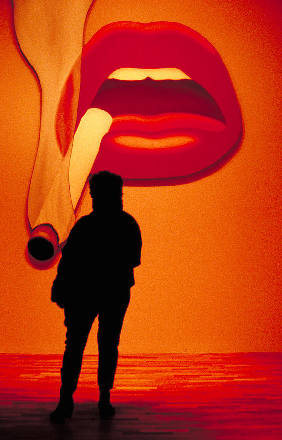 pop art lips smoke