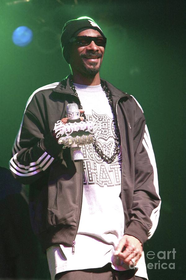 Snoop Dogg Photograph - Snoop Dog by Concert Photos