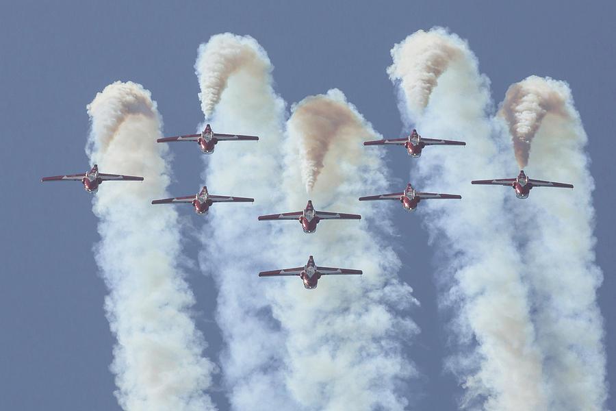 Snow Birds Inverted Loop Photograph by John Daly