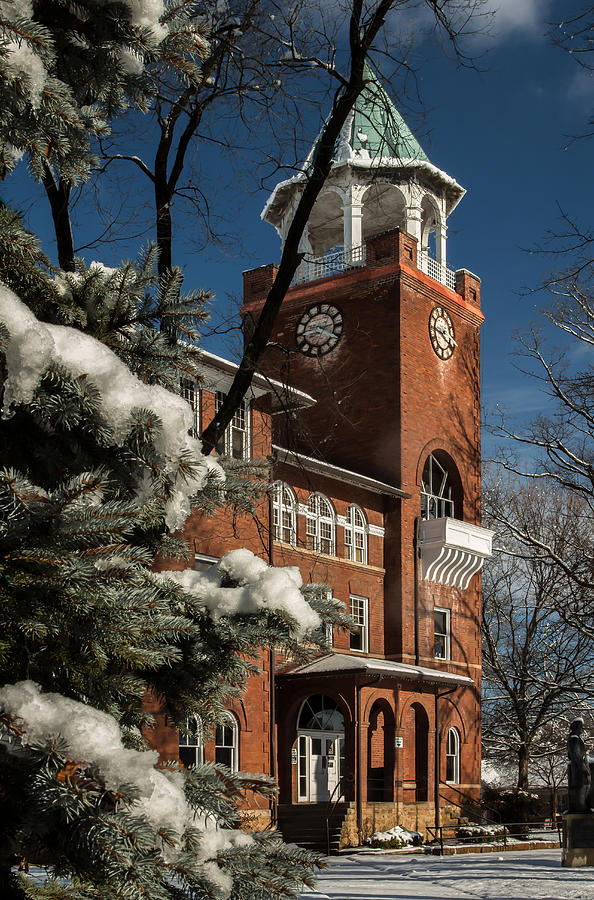 Snow Covered Courthouse Photograph by Carlos Wilkey - Fine Art America